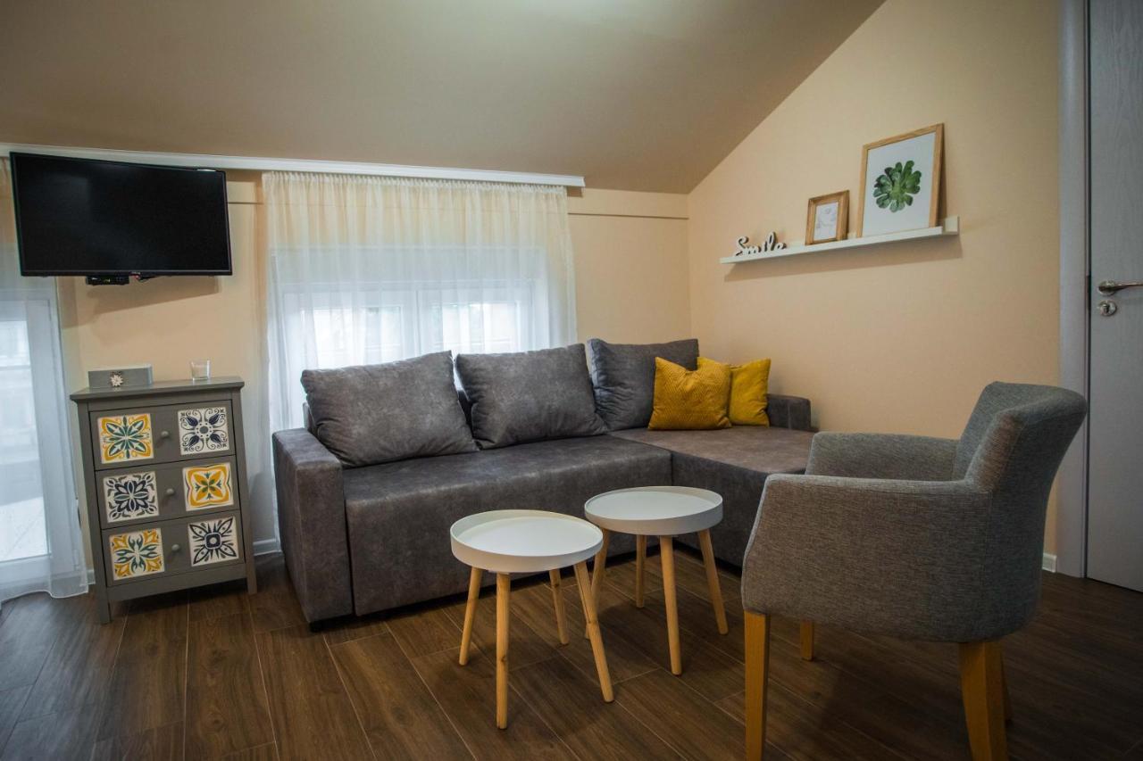 Apartmani Mis Шабац Экстерьер фото
